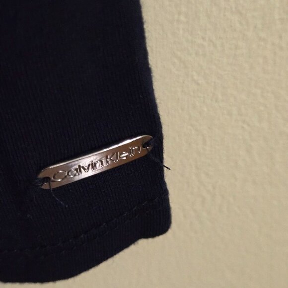 Calvin Klein Navy Sleeveless Blouse Jersey Knit Size M - Picture 3 of 4